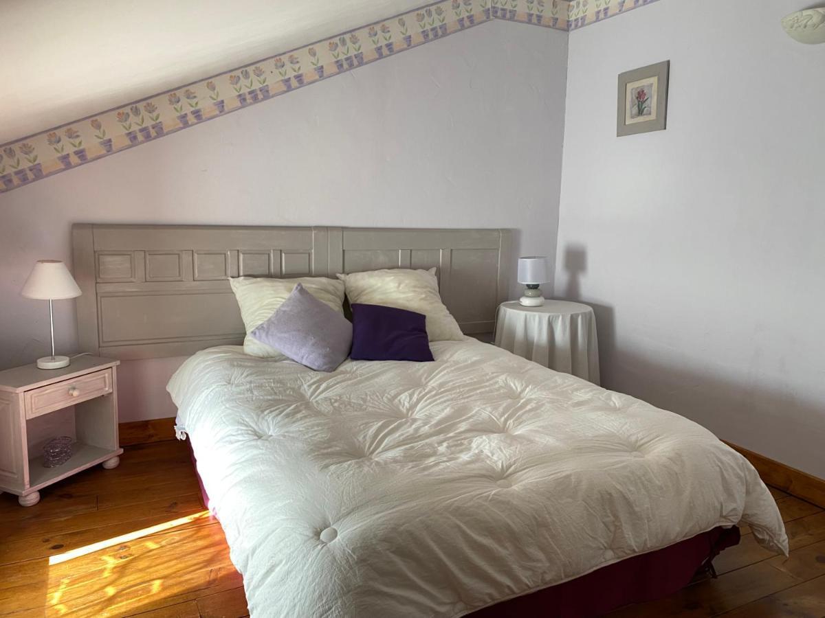 Le Clos Des Figuiers - 3 Gites De Caractere Duravel Экстерьер фото