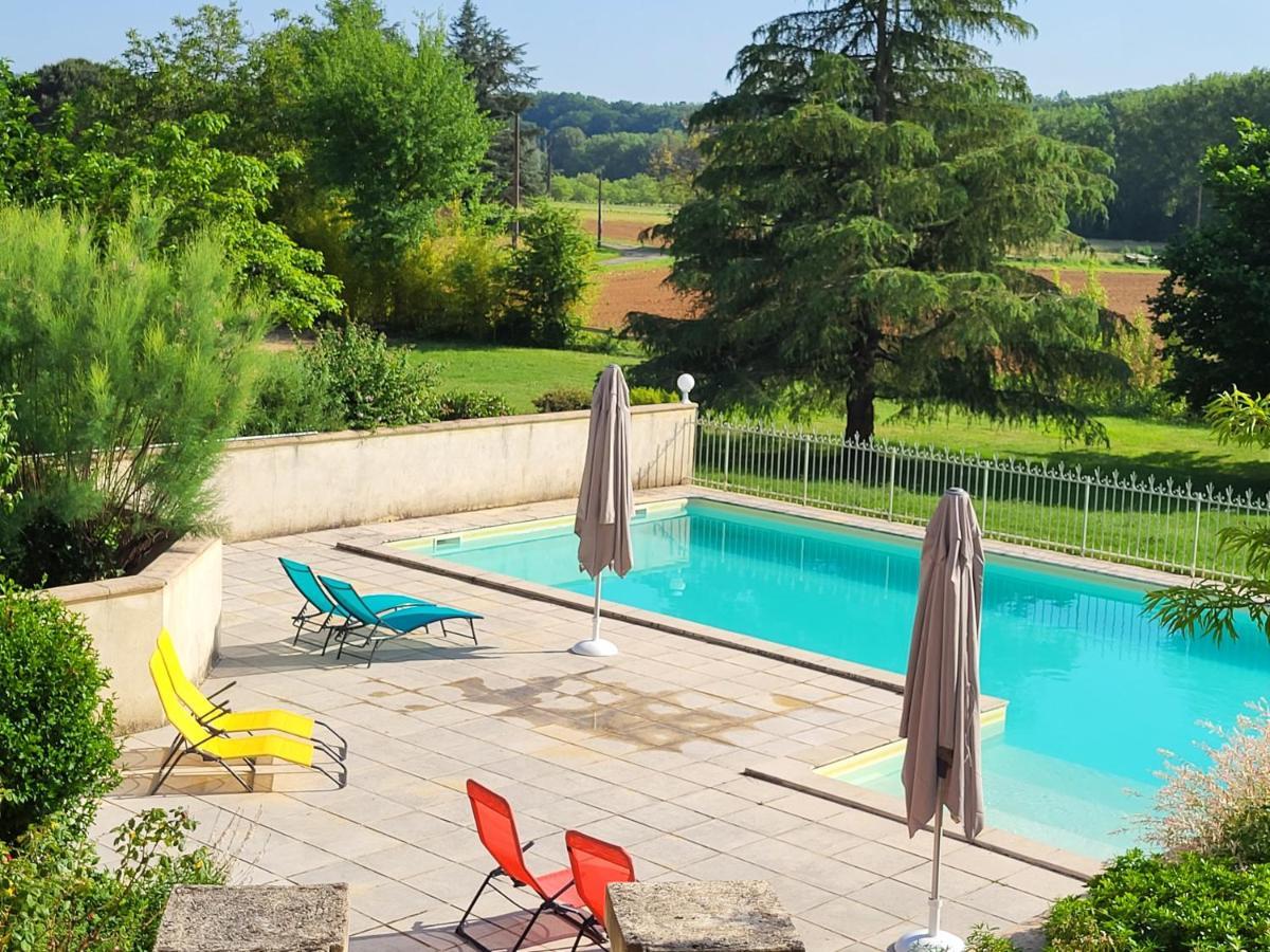 Le Clos Des Figuiers - 3 Gites De Caractere Duravel Экстерьер фото